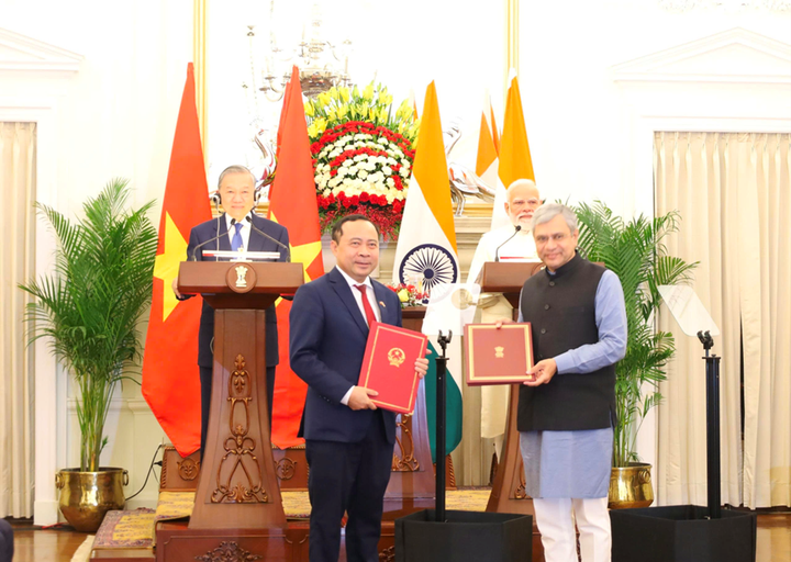 Vietnam and India Promote Strategic Cooperation in Digital Technology and Rare Earths  - Ảnh 1.