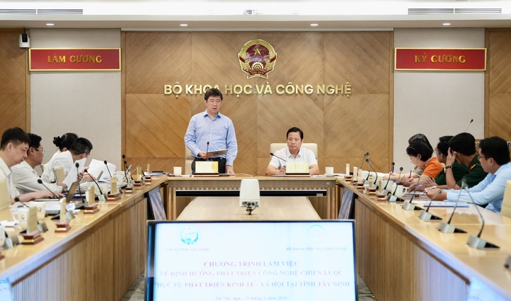 T&acirc;y Ninh cần tập trung ph&aacute;t triển UAV từ b&agrave;i to&aacute;n cụ thể- Ảnh 1.