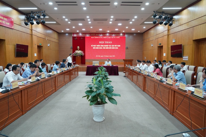 Ph&aacute;t triển c&ocirc;ng nghiệp vật liệu gắn với tự chủ c&ocirc;ng nghệ - Ảnh 1.