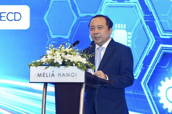 Strategic Dialogue Forum opens in Ha Noi, focusing on new growth model and strategic technologies - Ảnh 1.