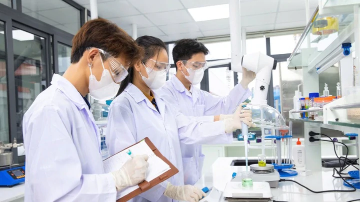 11 nhóm vị trí lĩnh vực khoa học và công nghệ phải định kỳ chuyển đổi - Ảnh 1.