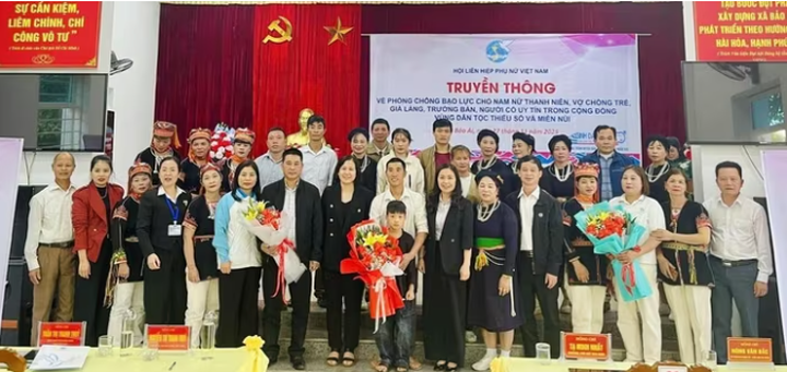 Chấm dứt bạo lực, vun đắp y&ecirc;u thương- Ảnh 2.