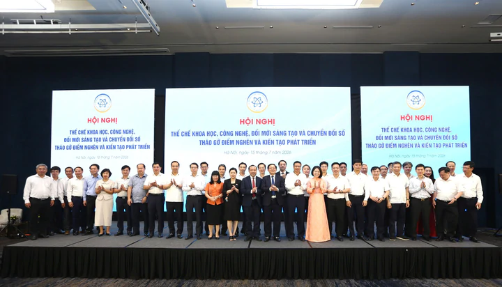 Thể chế khoa học, công nghệ, đổi mới sáng tạo và chuyển đổi số phải trở thành động lực phát triển - Ảnh 3.