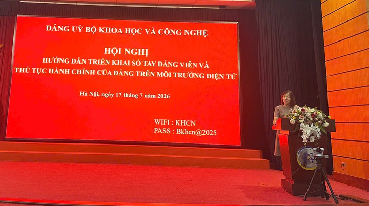 Bộ KH&CN hướng dẫn triển khai Sổ tay đảng viên điện tử và thủ tục hành chính của Đảng - Ảnh 1.