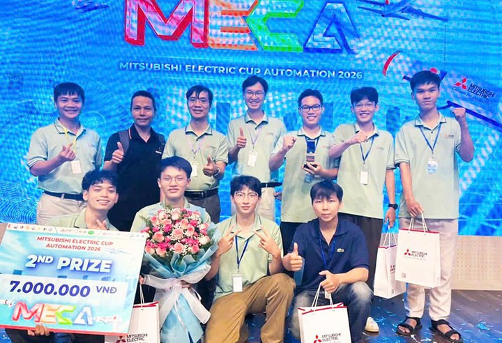 Sinh viên Bách khoa TP. HCM chế tạo hệ thống chiên thực phẩm ứng dụng AI - Ảnh 3.