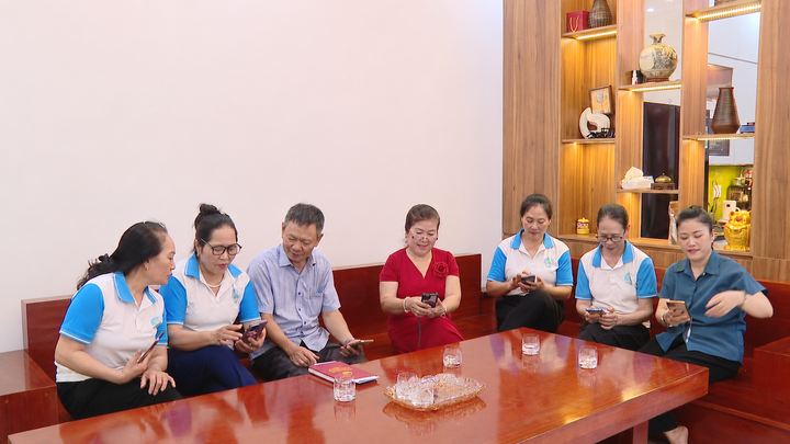 Quảng Trị tăng cường kết nối người d&acirc;n qua ứng dụng QUANGTRI-S - Ảnh 1.