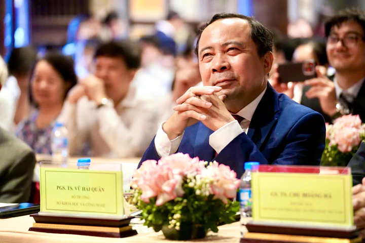 H&atilde;y để th&agrave;nh c&ocirc;ng của m&igrave;nh trở th&agrave;nh cơ hội cho một người kh&aacute;c - Ảnh 2.