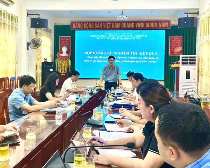 Nghiên cứu chuẩn hóa bài thuốc gout từ 13 vị dược liệu- Ảnh 1.