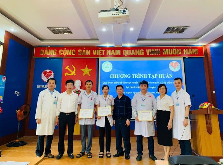Đưa kỹ thuật ti&ecirc;u sợi huyết tới bệnh viện v&ugrave;ng cao- Ảnh 1.