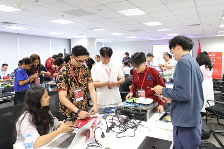 VNNIC chính thức khai mạc Hội nghị APIE Camp 2026 - Khởi đầu hành trình kết nối những kỹ sư Internet thế hệ tiếp theo - Ảnh 4.