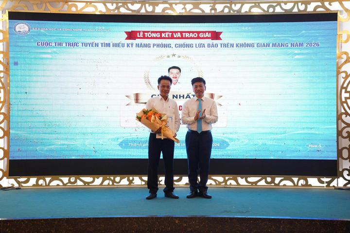Hơn 34.000 lượt người tham gia tìm hiểu kỹ năng phòng, chống lừa đảo trực tuyến tại Huế- Ảnh 3.