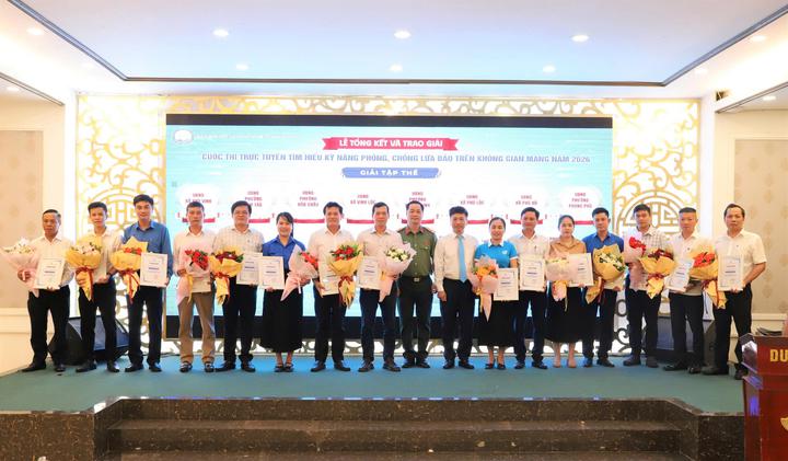 Hơn 34.000 lượt người tham gia tìm hiểu kỹ năng phòng, chống lừa đảo trực tuyến tại Huế- Ảnh 4.