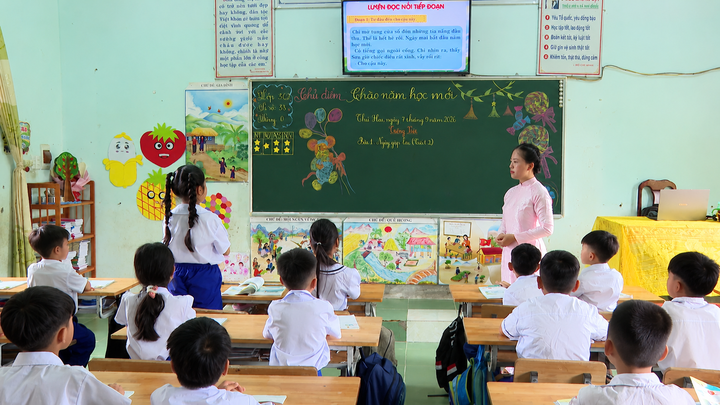 Quảng Trị đẩy mạnh ứng dụng c&ocirc;ng nghệ số trong dạy v&agrave; học- Ảnh 2.