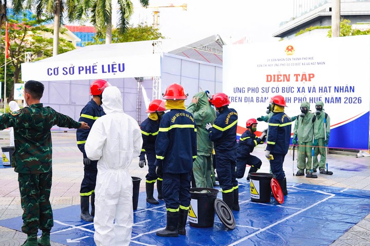 Huế diễn tập ứng ph&oacute; sự cố mất nguồn ph&oacute;ng xạ- Ảnh 1.