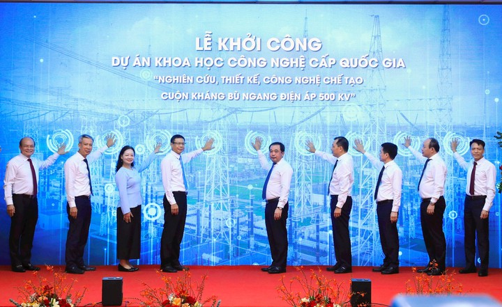 Thứ trưởng L&ecirc; Xu&acirc;n Định: L&agrave;m chủ c&ocirc;ng nghệ l&otilde;i l&agrave; thước đo của dự &aacute;n thiết bị điện 500 kV- Ảnh 1.