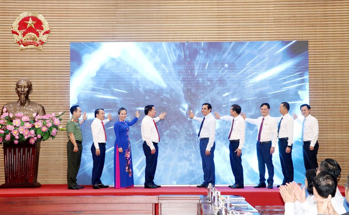Nghệ An ra mắt, đưa v&agrave;o vận h&agrave;nh thử nghiệm Kho dữ liệu d&ugrave;ng chung tỉnh- Ảnh 1.
