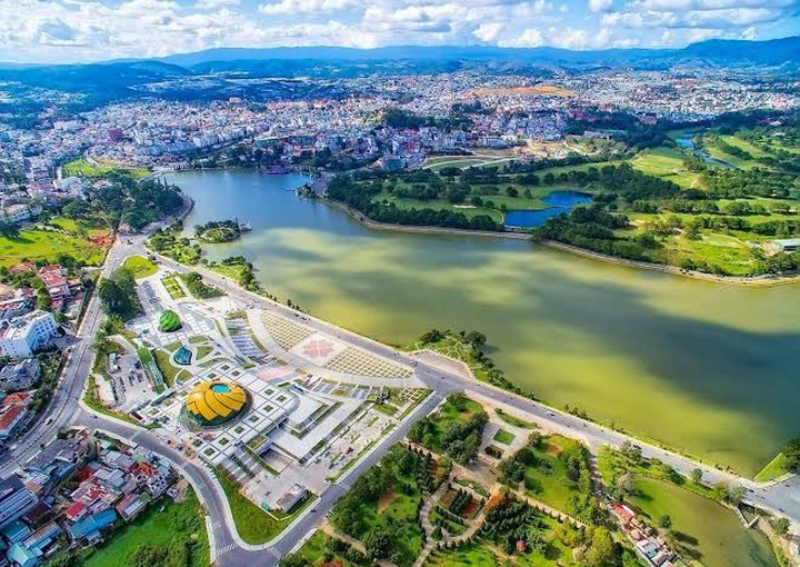 Lâm Đồng tăng cường kết nối, chia sẻ dữ liệu trên Mạng truyền số liệu chuyên dùng - Ảnh 1.