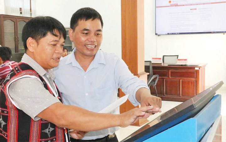 Đưa kỹ năng số đến với người d&acirc;n miền n&uacute;i Nam Đ&ocirc;ng - Ảnh 1.