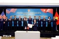 Party chief witnesses signing, exchange of Vietnam–US contracts, cooperation agreements