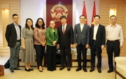 Thúc đẩy hợp tác phát triển công nghiệp bán dẫn 
tại Việt Nam