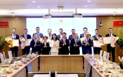 Bộ trưởng Nguyễn Mạnh Hùng: Viettel Global là niềm tự hào Việt Nam