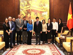 Intel Expands Cooperation in Semiconductor Industry Development in Viet Nam