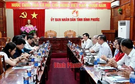 Thứ trưởng Bùi Hoàng Phương làm việc tại Bình Phước