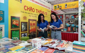 Book exhibition marks 70th Hà Nội’s Liberation Day anniversary