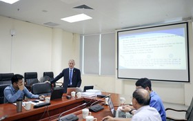 Nghiên cứu xây dựng bộ công cụ phục vụ đánh giá, dự báo biến động hình thái và giải pháp ổn định bãi biển vùng Trung Trung Bộ