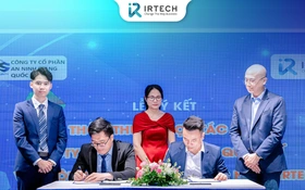 Cú bắt tay 'ông lớn' công nghệ