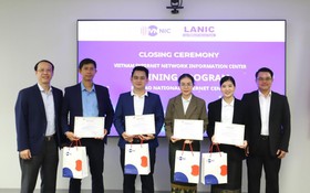 Việt Nam hỗ trợ Lào nâng năng lực quản lý Internet quốc gia