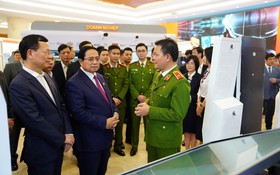 MobiFone tham gia triển lãm tại Hội nghị sơ kết triển khai các chương trình trọng điểm về CCHC và CĐS quốc gia