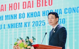 "Hãy để tuổi trẻ của chúng ta để lại dấu ấn, để khi nhìn lại mỗi người đều có thể tự hào"