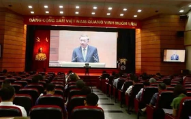“Bộ tứ trụ cột” giúp Việt Nam cất cánh