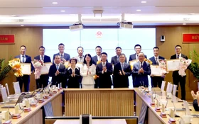 Bộ trưởng Nguyễn Mạnh Hùng: Viettel Global là niềm tự hào Việt Nam