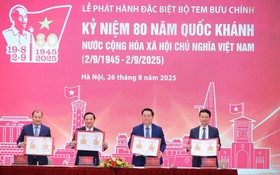Bộ Khoa học và Công nghệ phát hành bộ tem đặc biệt kỷ niệm 80 năm Quốc khánh Việt Nam