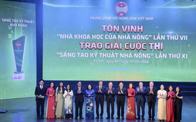 Tôn vinh các nhà khoa học, nông dân tiên phong ứng dụng khoa học, công nghệ