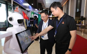 TP.HCM đẩy mạnh chuyển đổi số, hướng tới 100% thủ tục trực tuyến