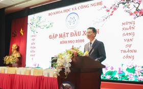 Bộ trưởng Bộ KH&CN Nguyễn Mạnh Hùng gửi tới toàn thể các CBCC, VC và NLĐ và gia đình lời chúc sức khỏe, bình an và nhiều năng lượng mới.