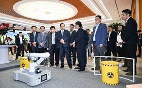 Viet Nam pioneers intelligent robots for nuclear safety