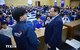 Resolution 57: Developing high-quality sci-tech human resources key to master strategic technologies