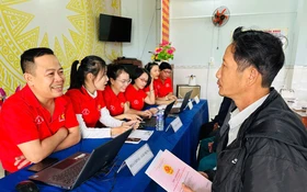 Gia Lai: Từ “gõ từng nhà” đến số hóa toàn diện: Giải pháp đưa dịch vụ công đến gần dân