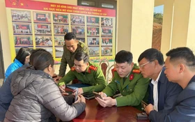 Đẩy mạnh “Bình dân học vụ số”, phổ cập kỹ năng số đến từng người dân