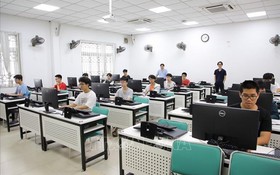 Giải bài toán công nghệ Việt từ liên kết 3 nhà