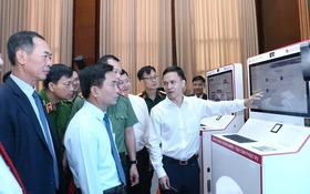 Thanh Hóa số hóa dịch vụ công bằng Kiosk thông minh