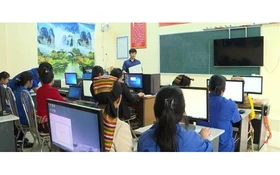 Lan tỏa “Bình dân học vụ số”: Đưa công nghệ đến gần hơn với mỗi người dân