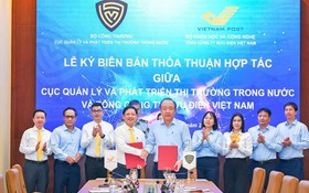 Bưu điện Việt Nam ký Thỏa thuận hợp tác với Cục Quản lý và Phát triển thị trường trong nước