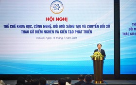 Tháo gỡ thể chế, khơi thông động lực phát triển