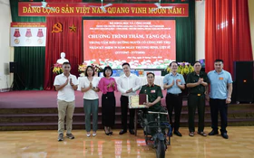 Hành trình về nguồn, tri ân những người viết nên hòa bình