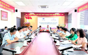 Toàn cảnh buổi làm việc